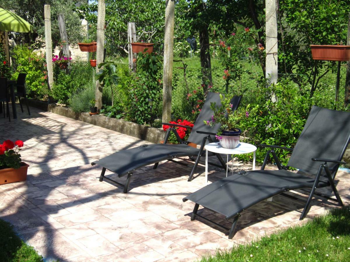 Апартаменты Majella Garden, Rapino Экстерьер фото